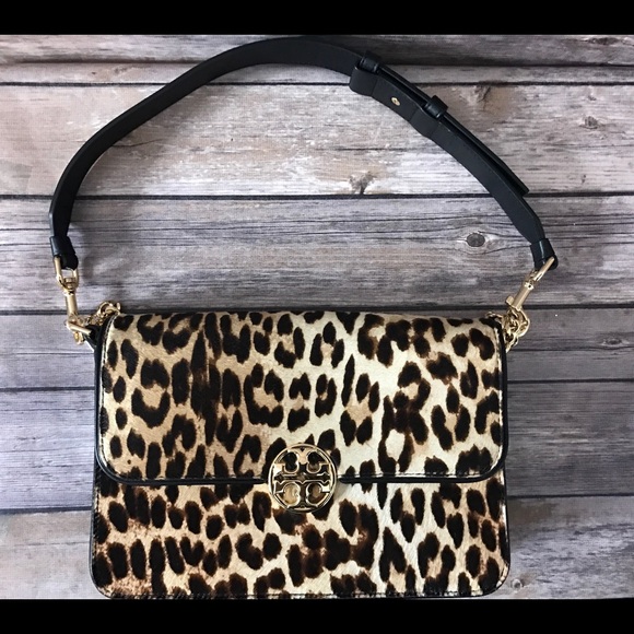 Tory Burch Handbags - Tory Burch Leopard Print Purse NWT